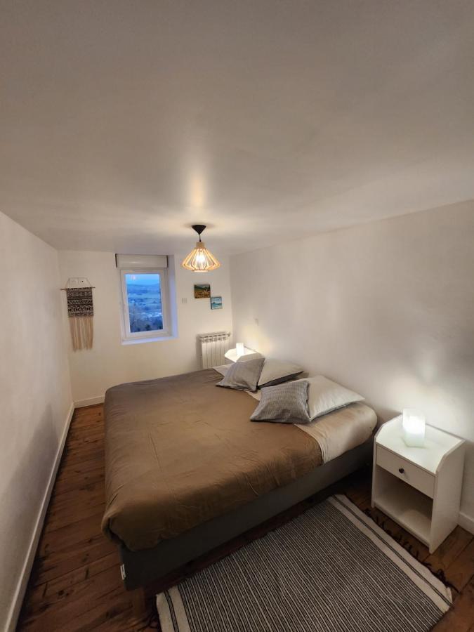 Figuets 3 Daire Chateauneuf-de-Galaure Dış mekan fotoğraf
